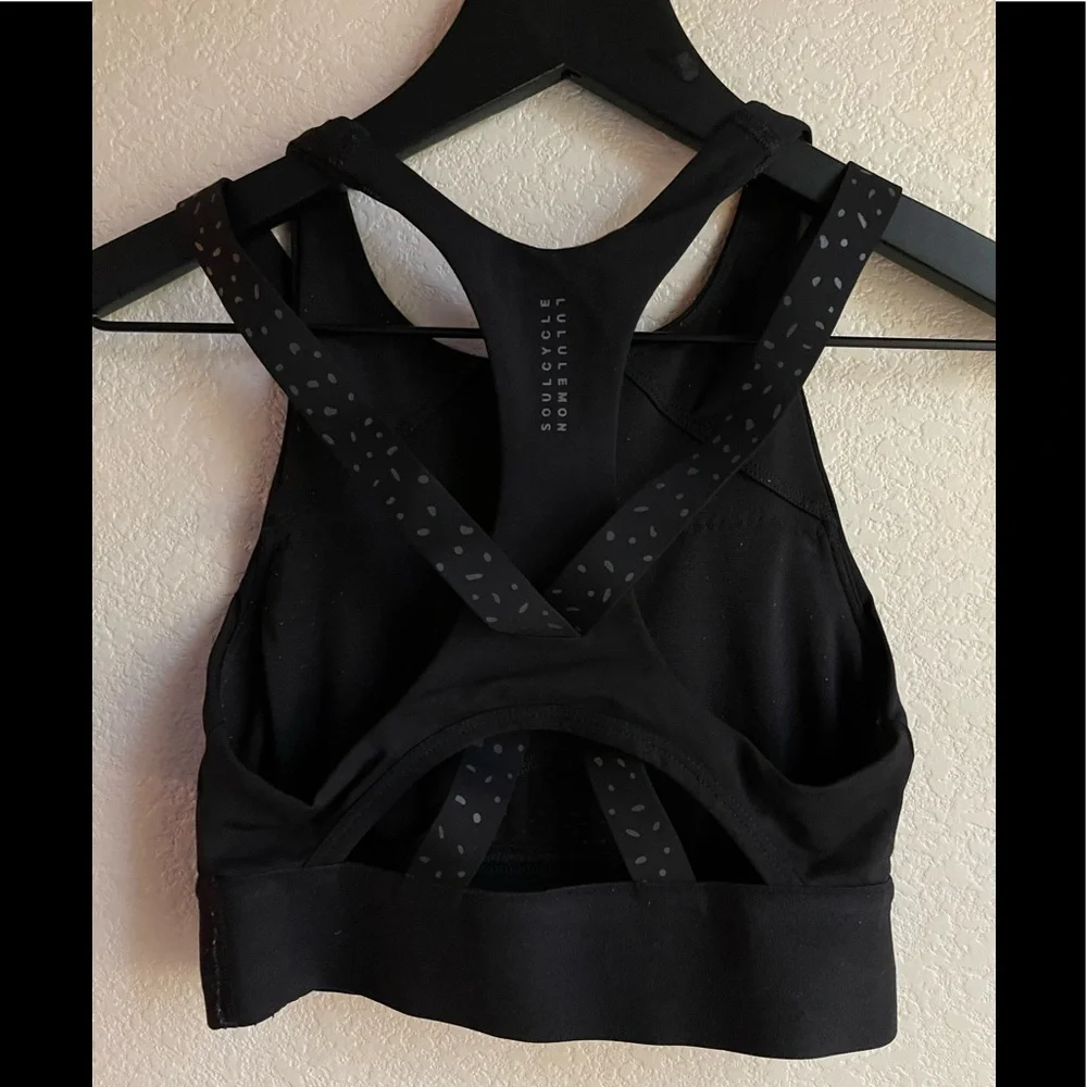 Lululemon soul cycle sports bra